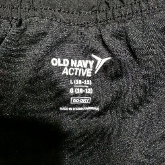 Old Navy Active Shorts - Picture 5 of 8